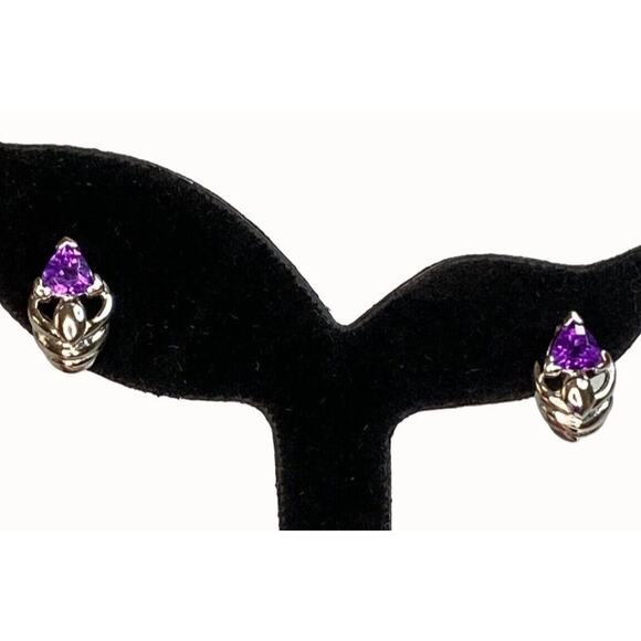 Vintage 925 Sterling Silver Trillion Cut Amethyst Center Stone Post Earrings - Picture 1 of 6